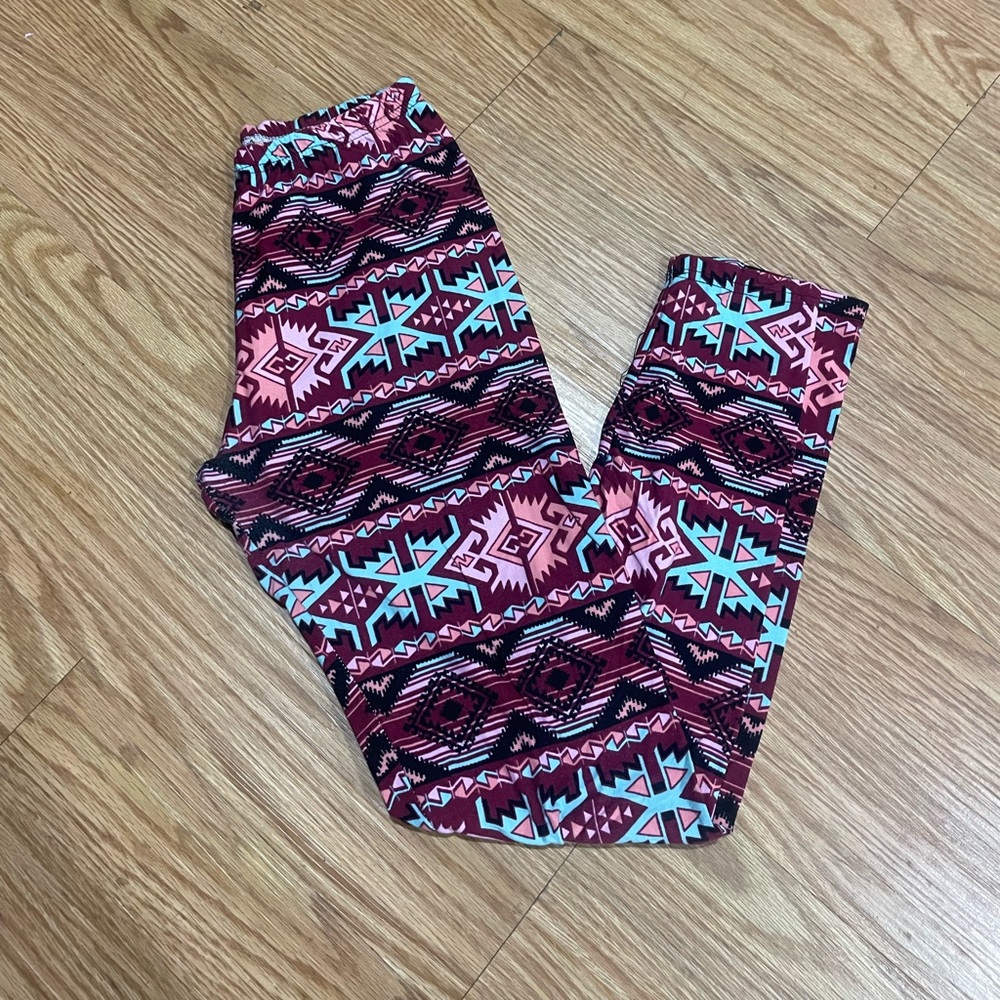 Tribal print leggings